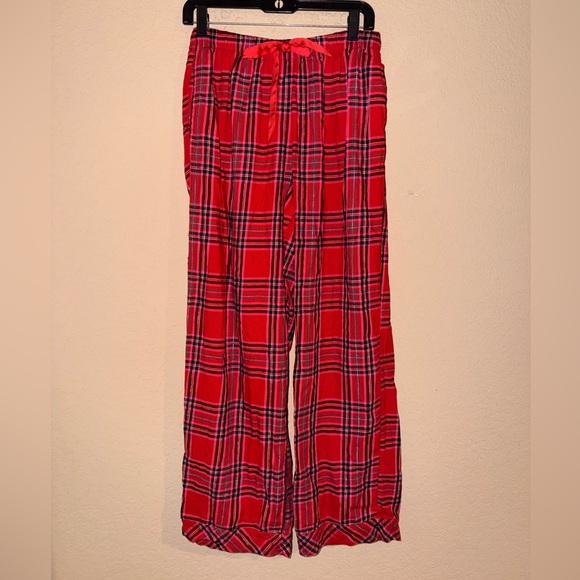 Victoria's Secret Plaid Button Front Shirt With Matching Pants- Size Medium - Picture 9 of 15